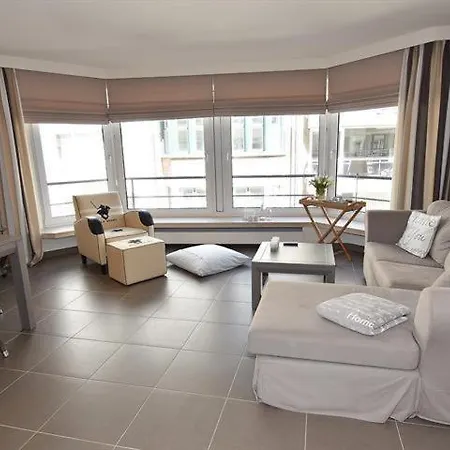 Karls Place Duplex 3 Bedrooms Side Sea View, Free Parking Apartamento *